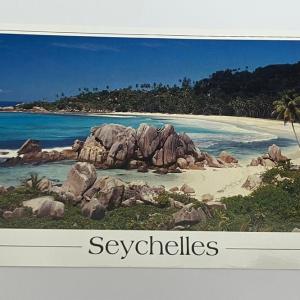 JURIEN PALMYRE POSTCARD LARGE - ANSE COCOS, LA DIGUE, SEYCHELLES CODE NO. JP 053