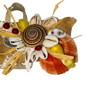 Giselle Creation - MINI BAG GUNNY WITH COCO SOAPS DECORATED WITH SHELLS