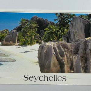 JURIEN PALMYRE POSTCARD LARGE - ANSE SOURCE D'ARGENT, LA DIGUE, SEYCHELLES CODE NO. JP 052
